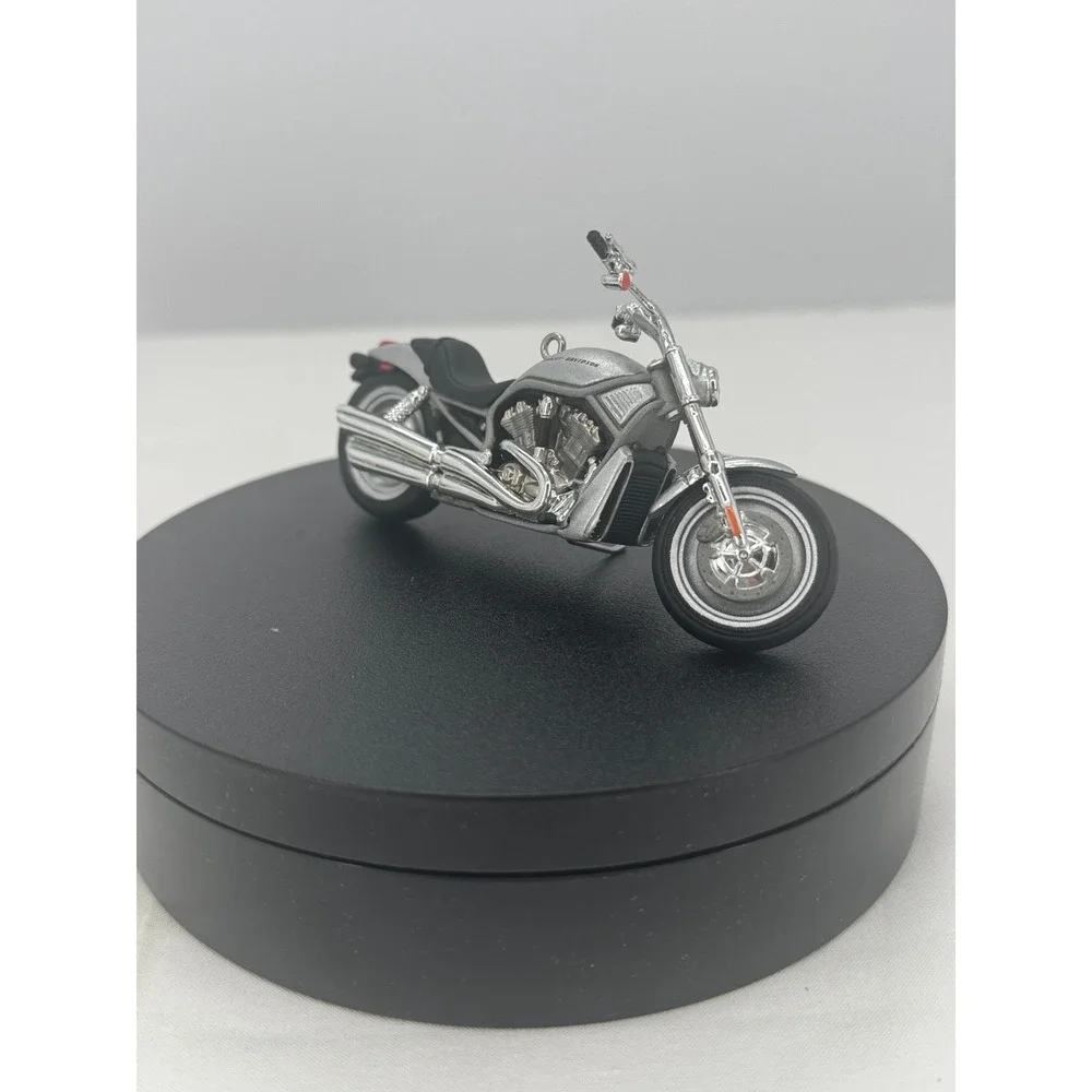 Hallmark Keepsake 2004 Harley-Davidson 2002 VRSCA V-Rod Ornament Silver Die-Cast